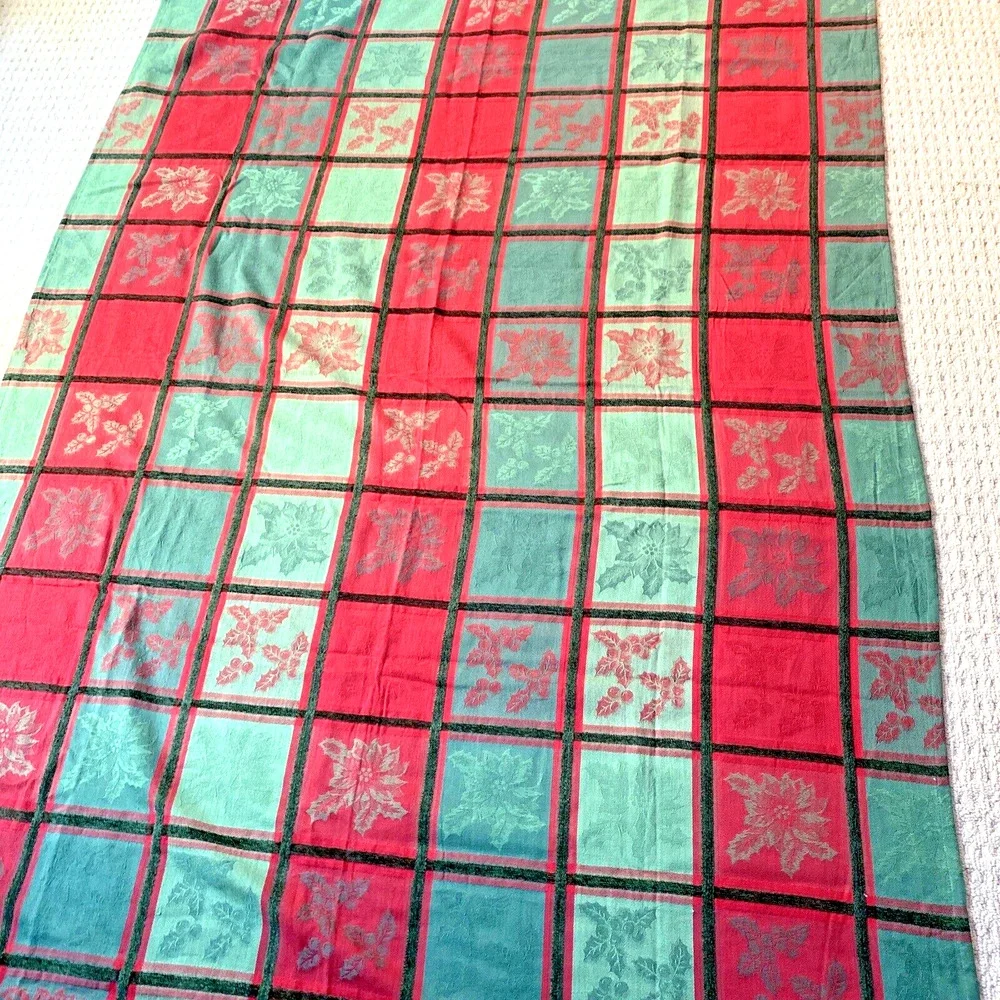 Woven Christmas Holiday Tablecloth Cotton Red Green Plaid Festive Holly Leaves